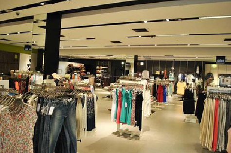 雅安商场里的店面怎么装修？